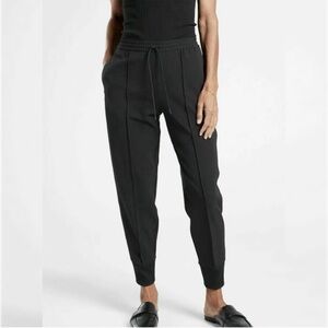 BOGO! Athleta Endeavor Jogger Pant Black Size 2